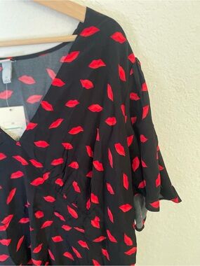 a new day Black Maxi Dress with Red Lip Print Pattern